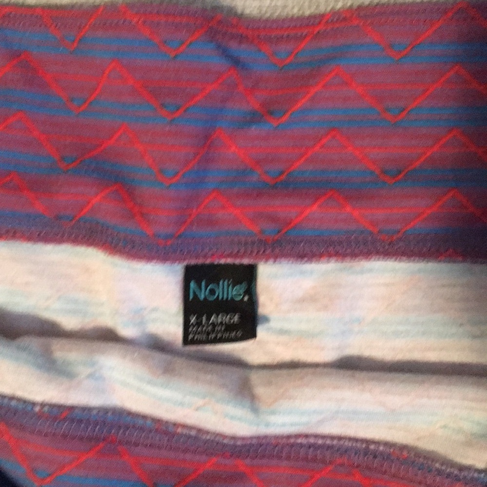Pattern BodyCon Skirt - Picture 2 of 5